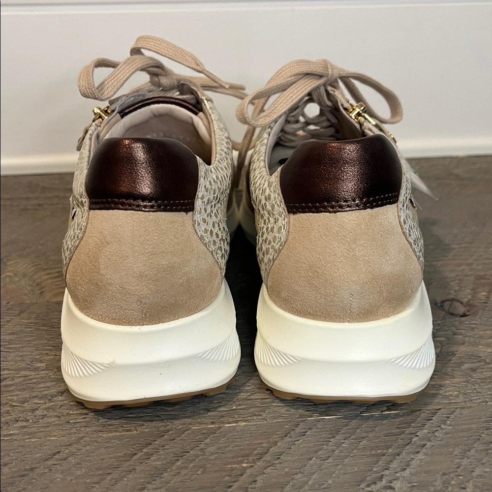 Mephisto Kim Perf Women's Sneaker - Size 7 NWT - Picture 12 of 14